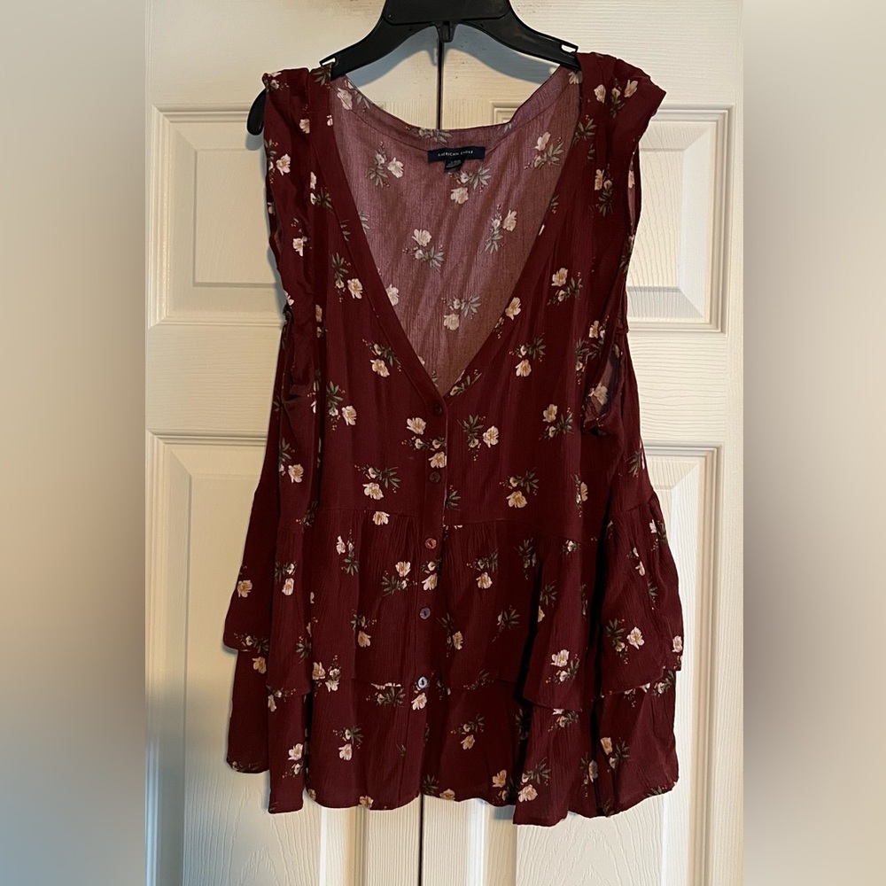 American Eagle ruffled hem shirt